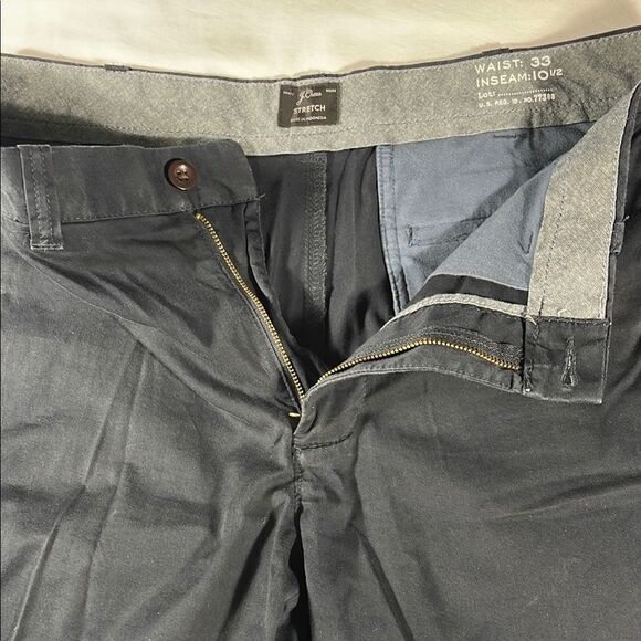 J. Crew mens navy blue Stretch basic flat front 10" chino shorts - size 33 - Picture 6 of 13